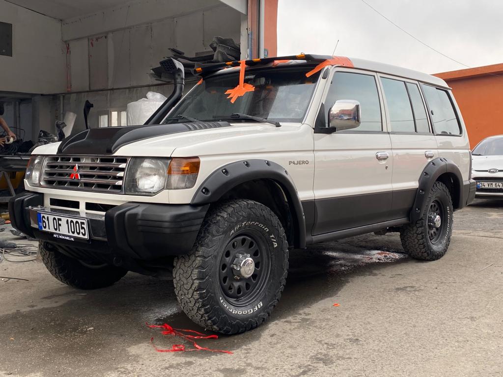 Pajero Yan Kaplama Kapı Koruma Takımı