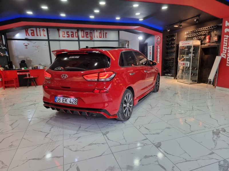 HYUNDAİ İ30 ( 2017...) ARKA TAMPON EKİ-----fibersan tuning