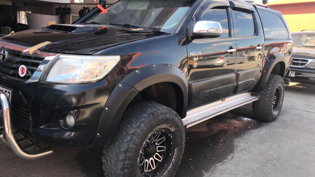Hilux Vigo Dodik Seti