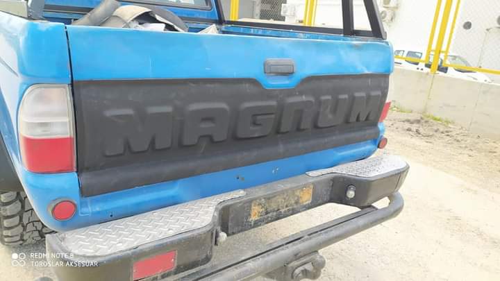 2006 ve öncesi L200 Magnum Bagaj Kapağı Koruma