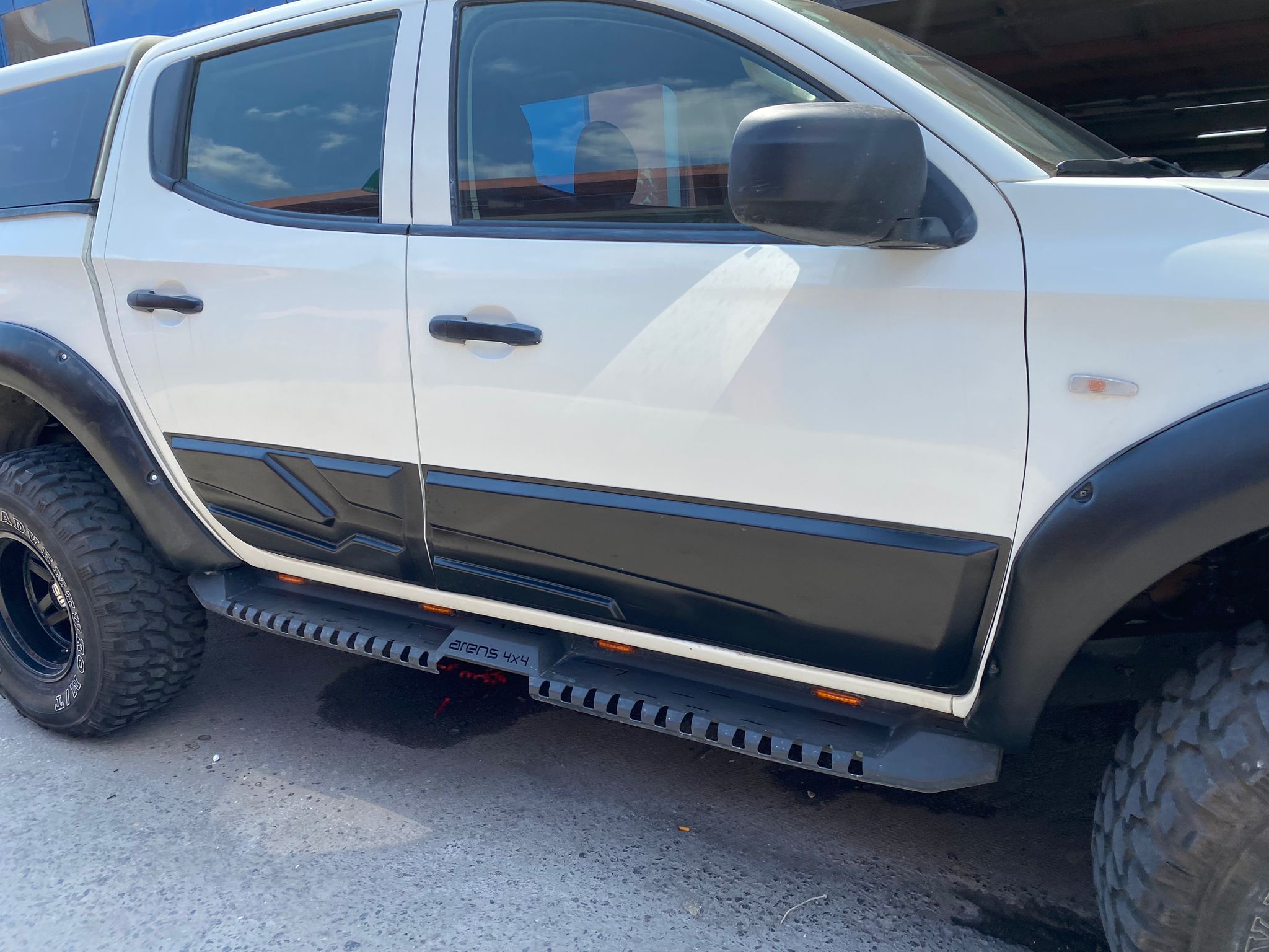 Jeep Cherokee WJ Dodik, Moonvizör ve Kaput Kabartma Seti