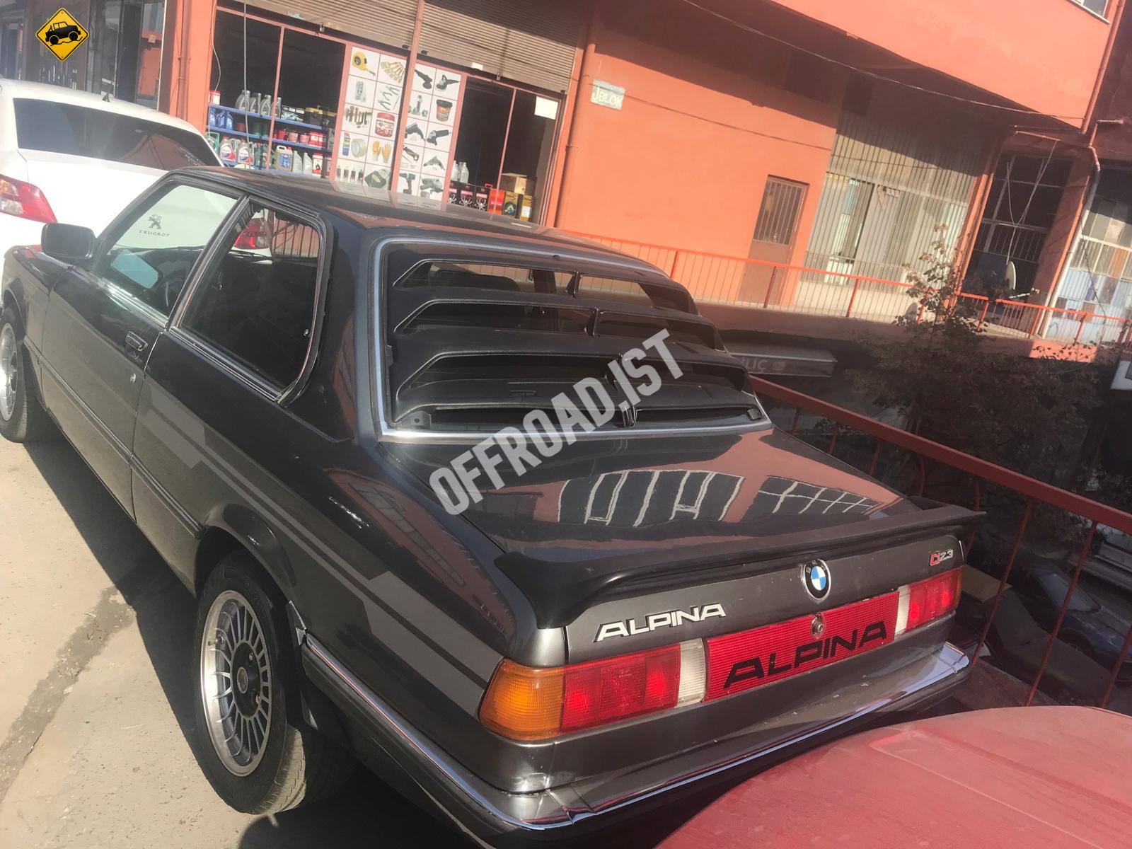 BMW E21 Arka Cam Jaluzisi