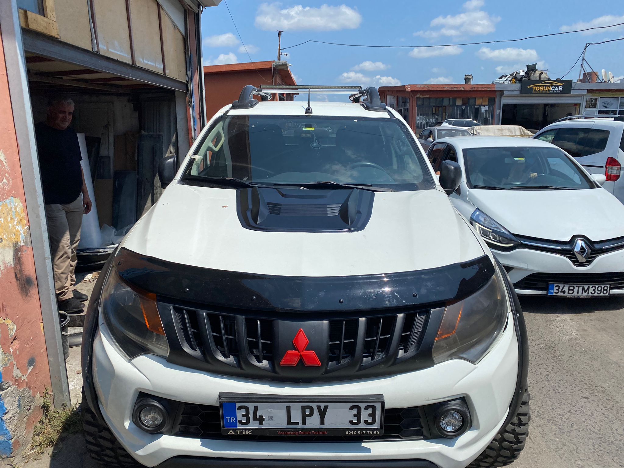 Chevrolet Tahoe Moonvizör ve Dodik Seti