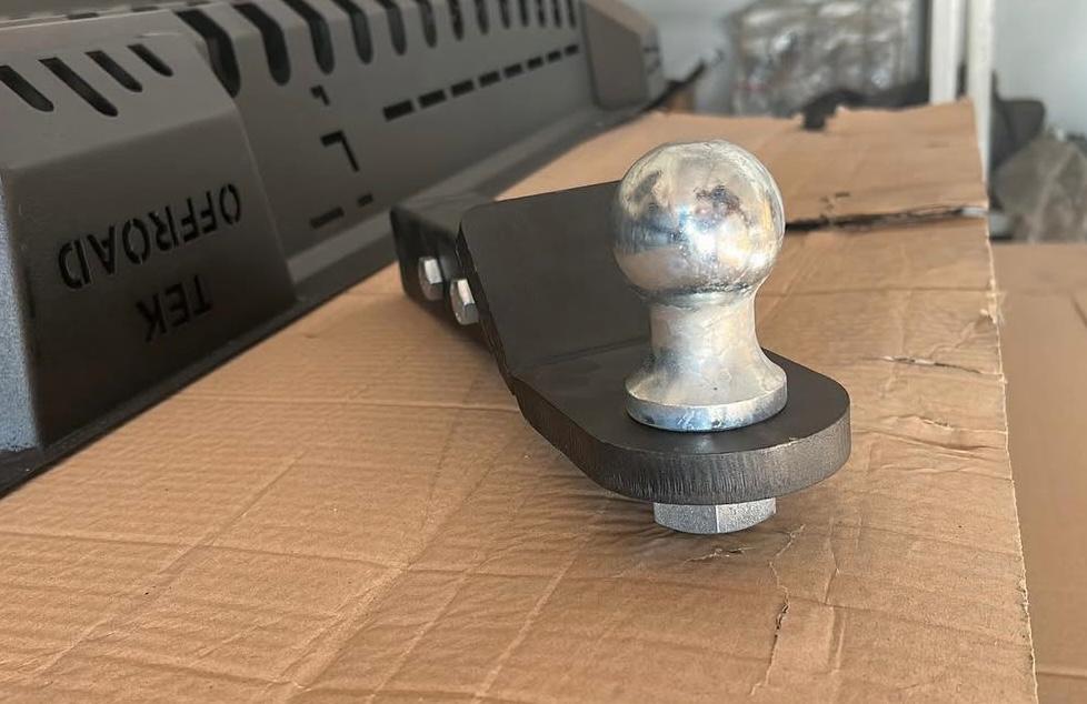 ÇEKİ DEMİRİ 5x5 KARE YUVA GİRİŞİ OLAN TÜM ARAÇLARA UYUMLU