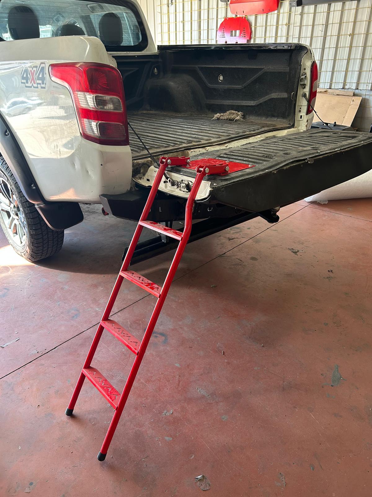 PİCKUP KASA MERDİVENİ UNİVERSAL