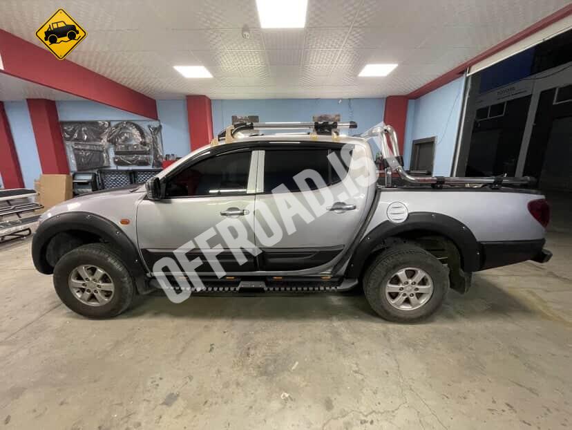 MİTSBİSHİ L200 (2007-2014) 4 PARÇA ABS PLASTİK YAN KAPI KAPLAMA