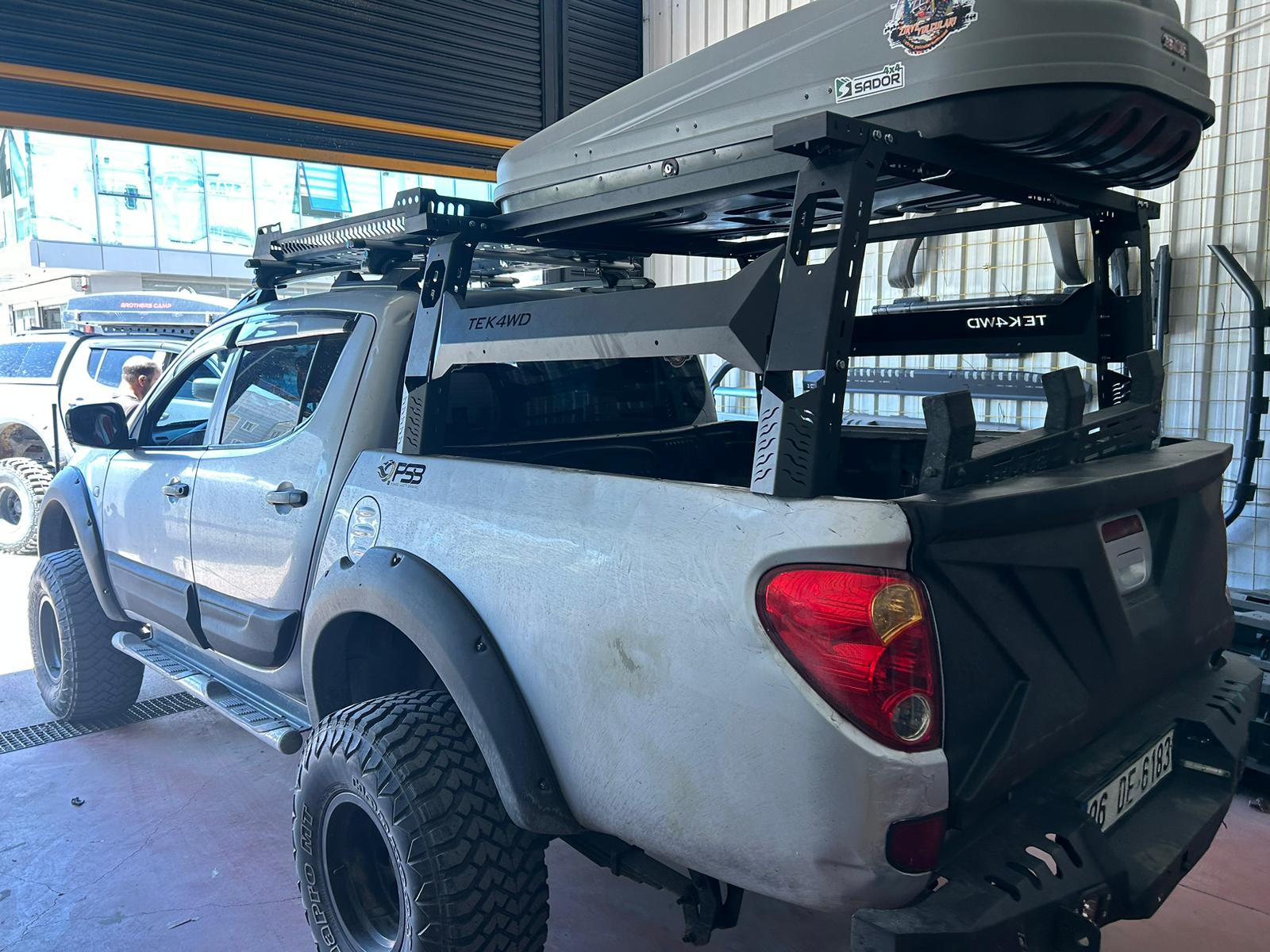 TÜM PİCKUP ARAÇLARA UYUMLU ÇADIR ROLLBAR(IŞIKSIZ)